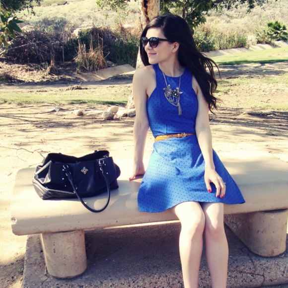 American Eagle Flirty Kate Dress w/Lowback Cutout - Picture 4 of 4